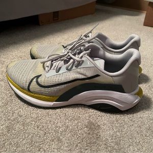 ZoomX Superrep Surge